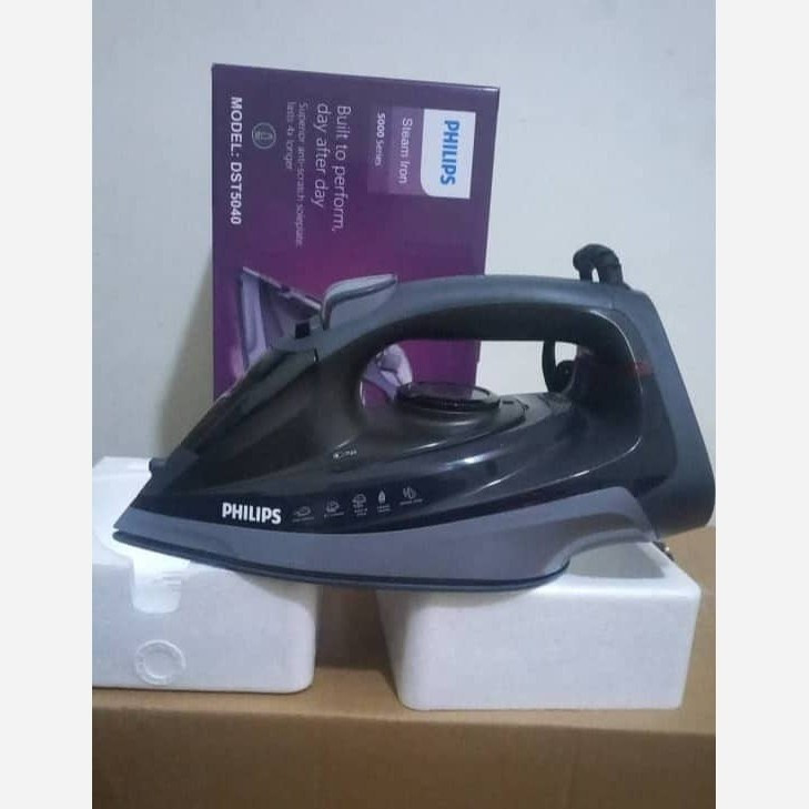اتو فیلیپس مدل 5040 DST(ارسال فوری برای تمام شهرها)با پرتاب بخاربسیارباکیفیت PHILIPS رندوم
